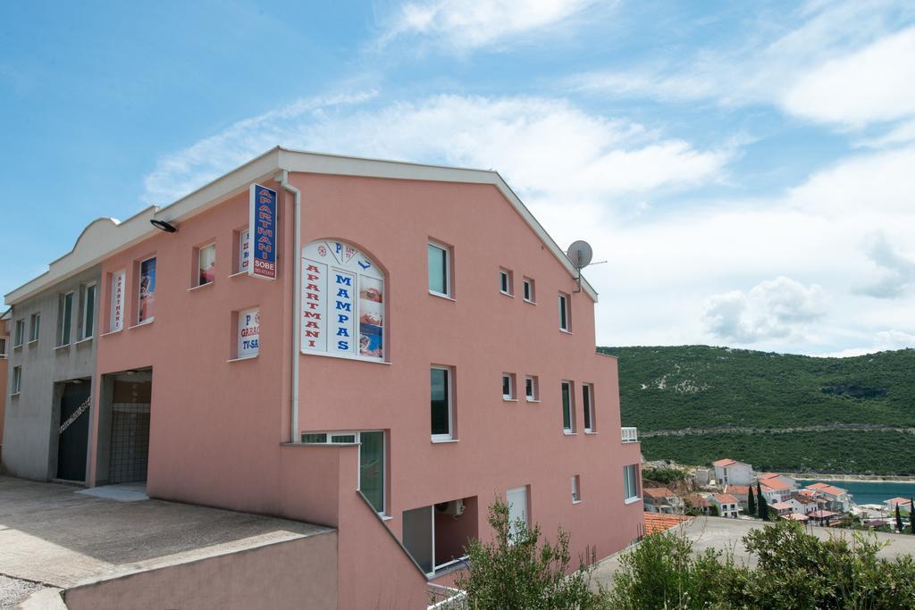 Apartments Mampas Neum Eksteriør billede